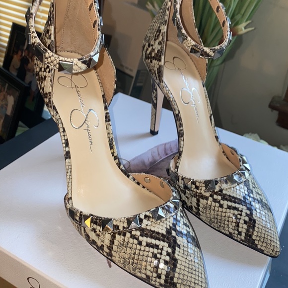 Python print studded pumps - Picture 3 of 6